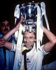 1981 UEFA CUP OSSIE ARDILES
