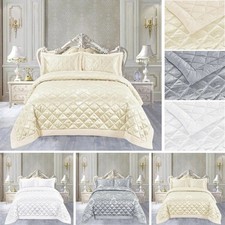 3 Piece Jacquard Bedspread