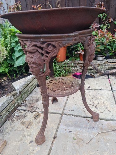 Cast iron table - cast,