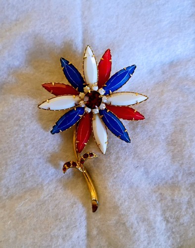 Unique vintage red white and - unique,