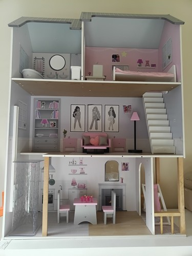 Sindy town house wooden - house,
