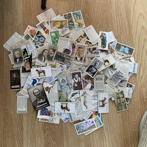 Cigarette cards very old - very,