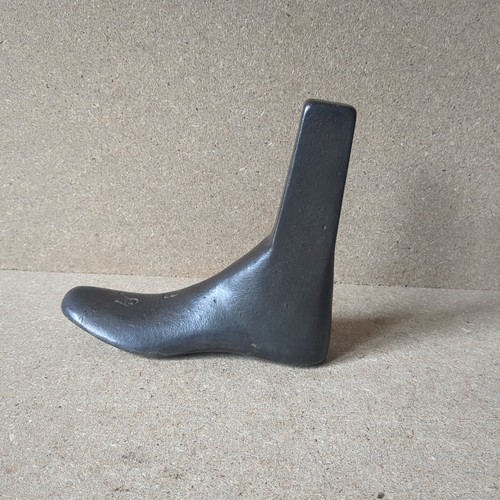 Vintage cast iron - cast, shoe