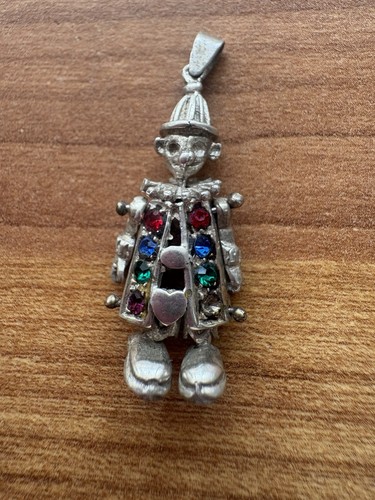 Silver elizabeth duke clown - elizabeth,