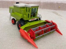 1/50 scale 1970’s Gama 423 Claas Dominator 105 combine harvester Mahdrescher