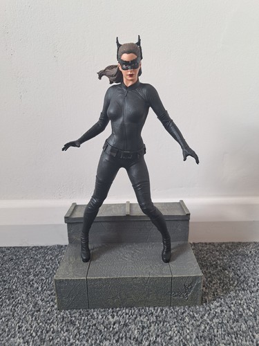 Catwoman gallery diamond - catwoman, dc