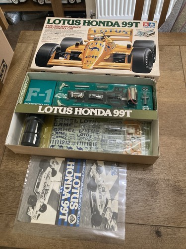 New unbuilt kit tamiya vintage - unbuilt,