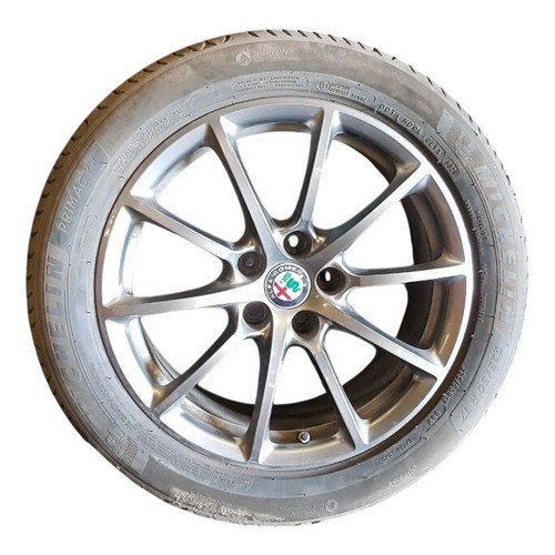 Alfa romeo giulia - romeo,