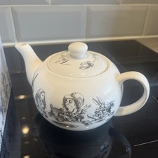 V&A Alice in Wonderland Fine