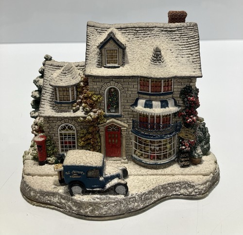 Lilliput lane christmas cake - lane,