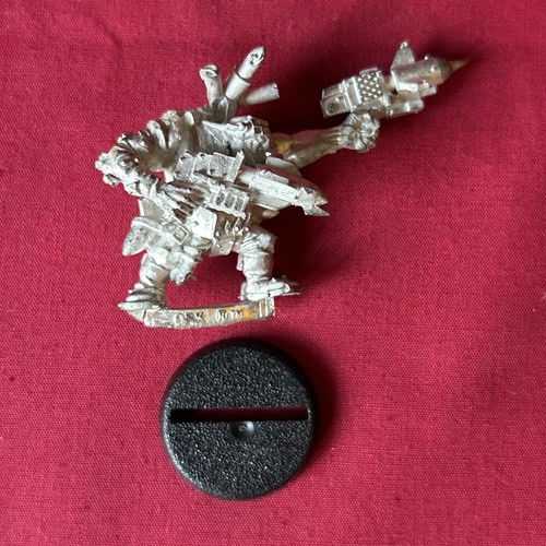 Ork tank busta - ork,