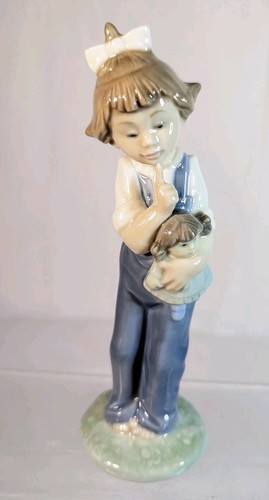 Nao lladro girl holding - nao, by