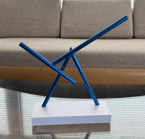 The swinging sticks kinetic - the,