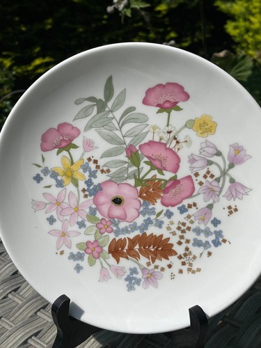 Wedgewood meadow sweet plate - wedgewood,