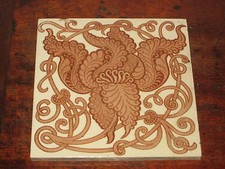 PILKINGTON TILE Circ 1900S light red flower design