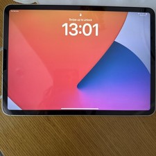 IPad Pro 11” (128GB, Silver, Wi-Fi+Cellular) with Magic Keyboard & Apple Pencil