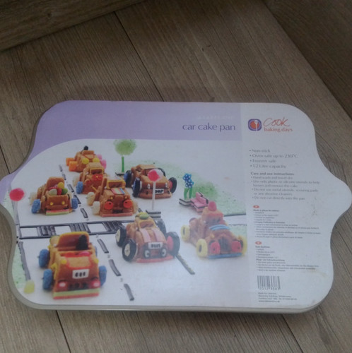 Lakeland car cake - cake, pan