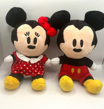 Disneyland Walt Disney World