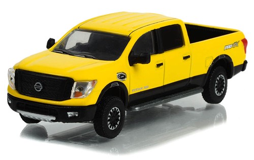 Greenlight 2018 nissan titan - 2018,