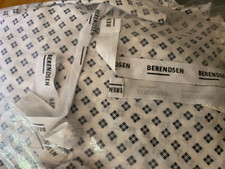 Unisex wrap over white - x,