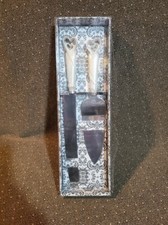 Wedding cake knife server