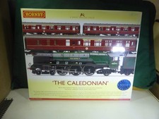 Hornby OO Gauge R2306  'The