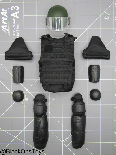 Scale toy osn saturn - scale,