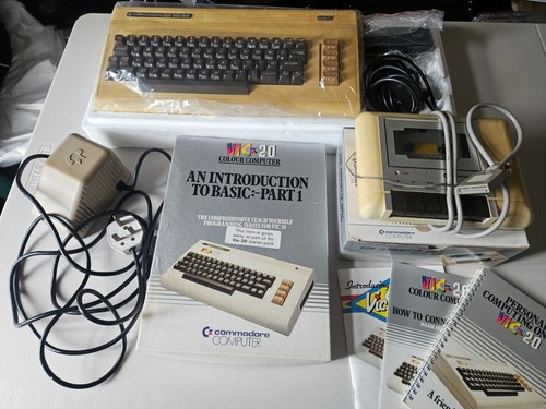 Vintage commodore vic - vintage, vic-20