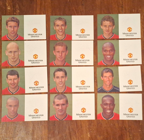 Manchester united autographs - manchester,