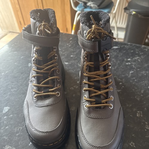 Martens size 6 - martens,