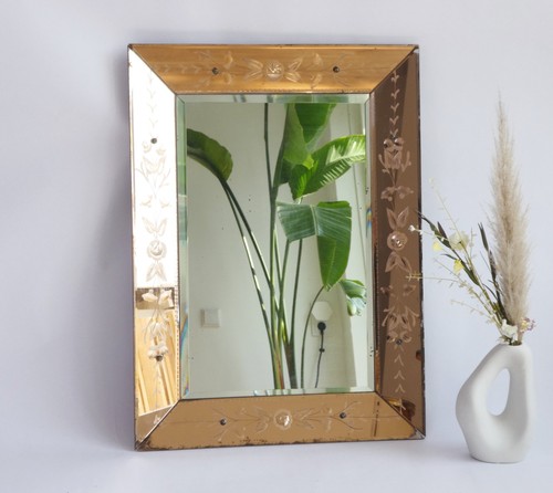 Vintage rectangular venetian - vintage,