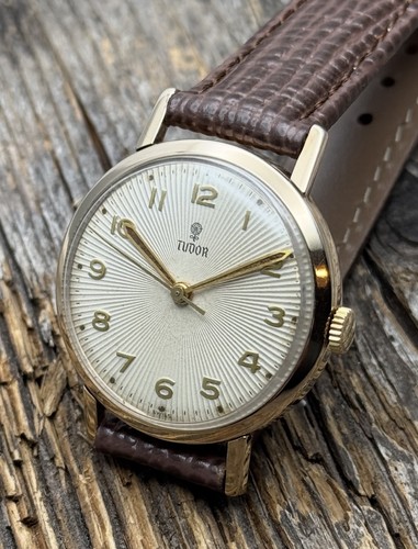 Tudor solid 9ct gold - , mens