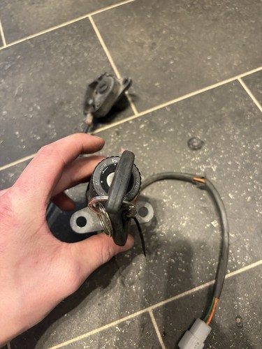 Aprilia rs125 ignition barrel - aprilia,