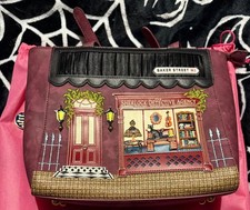 NWOT Vendula London Sherlock