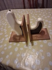 Guitar Bookends