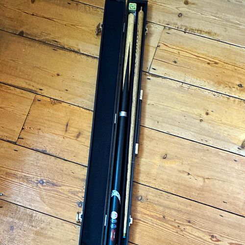Riley snooker cue - riley, jointed