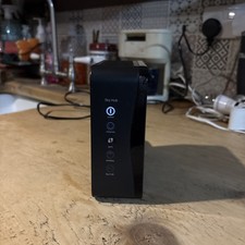 Sky Hub Router Box Model SR102