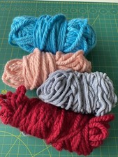 415g Extremely Mega Very Thick Chunky Wool Oddments Mixed Colours