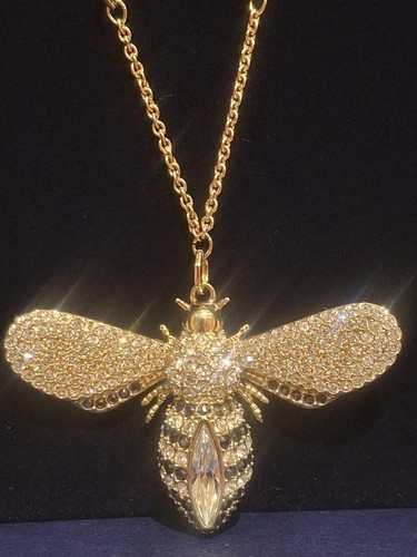 Stunning genuine signed - stunning,