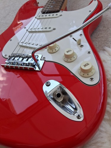 Squier fender stratocaster - squier,