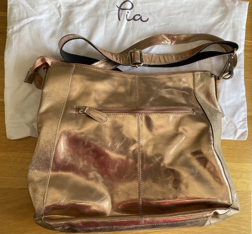 Pia metallic looking - pia, gold