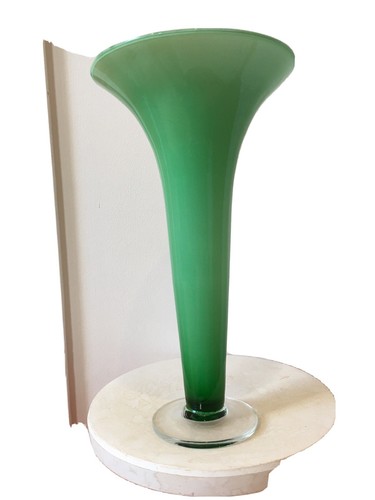 Large green glass vase - large,