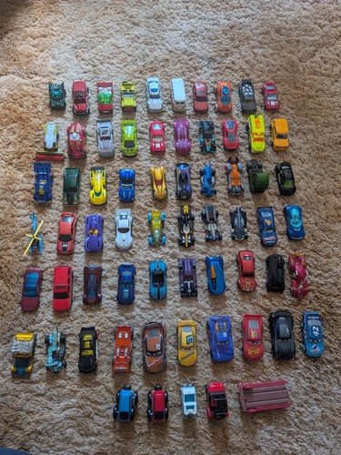 Hot wheels job lot - job, 65