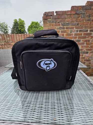 Protection racket double - protection,