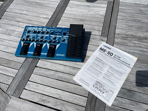 Boss guitar - me-50,