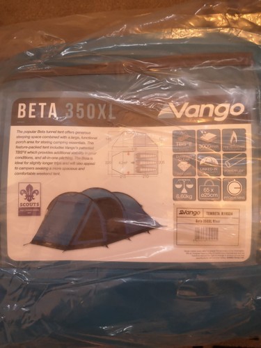 Vango beta person - person, tent