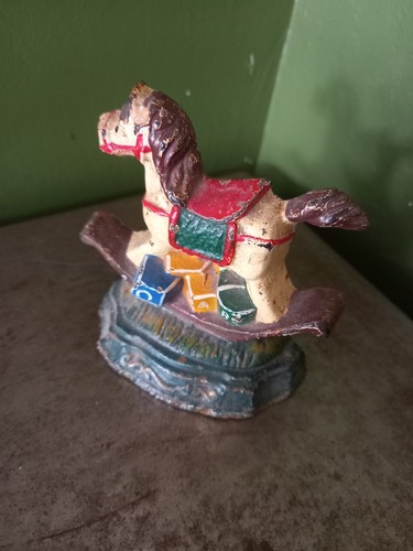 Vintage cast iron dobby - vintage,