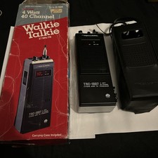 Realistic TRC-1007 4-Watt, 40-Channel  CB FM Transceiver Handheld Walkie Talkie 