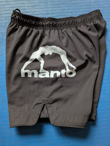 Men manto defend yourself - defend,