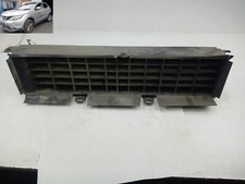 RADIATOR AIR DEFLECTOR